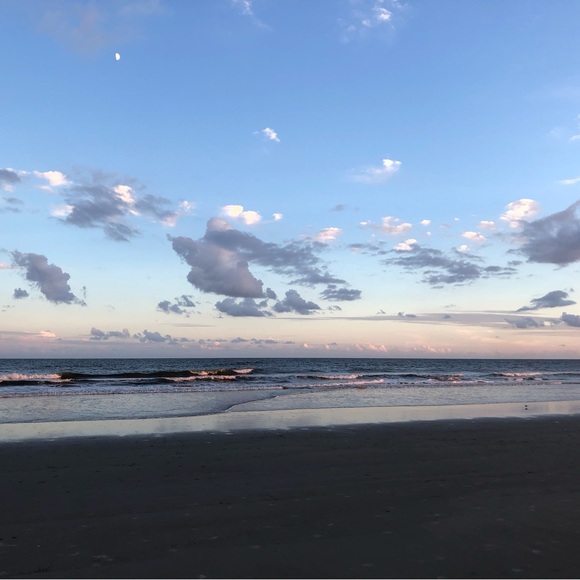 Meet your Posher, April - Picture 1 of 1